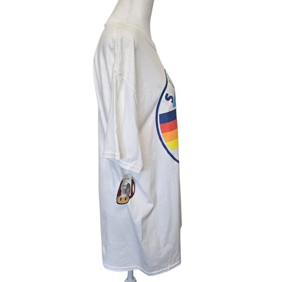 Super Mario Retro Circle T-Shirt - Size Large - Journeys Exclusive - Picture 4 of 9